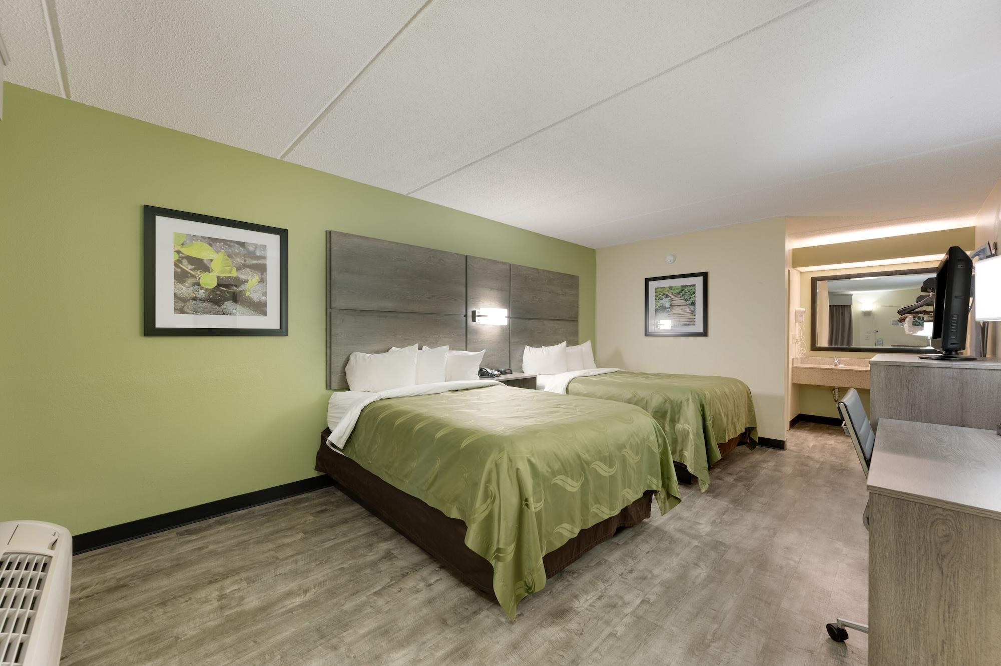 Quality Inn Airport - Southeast Irondale Exteriör bild