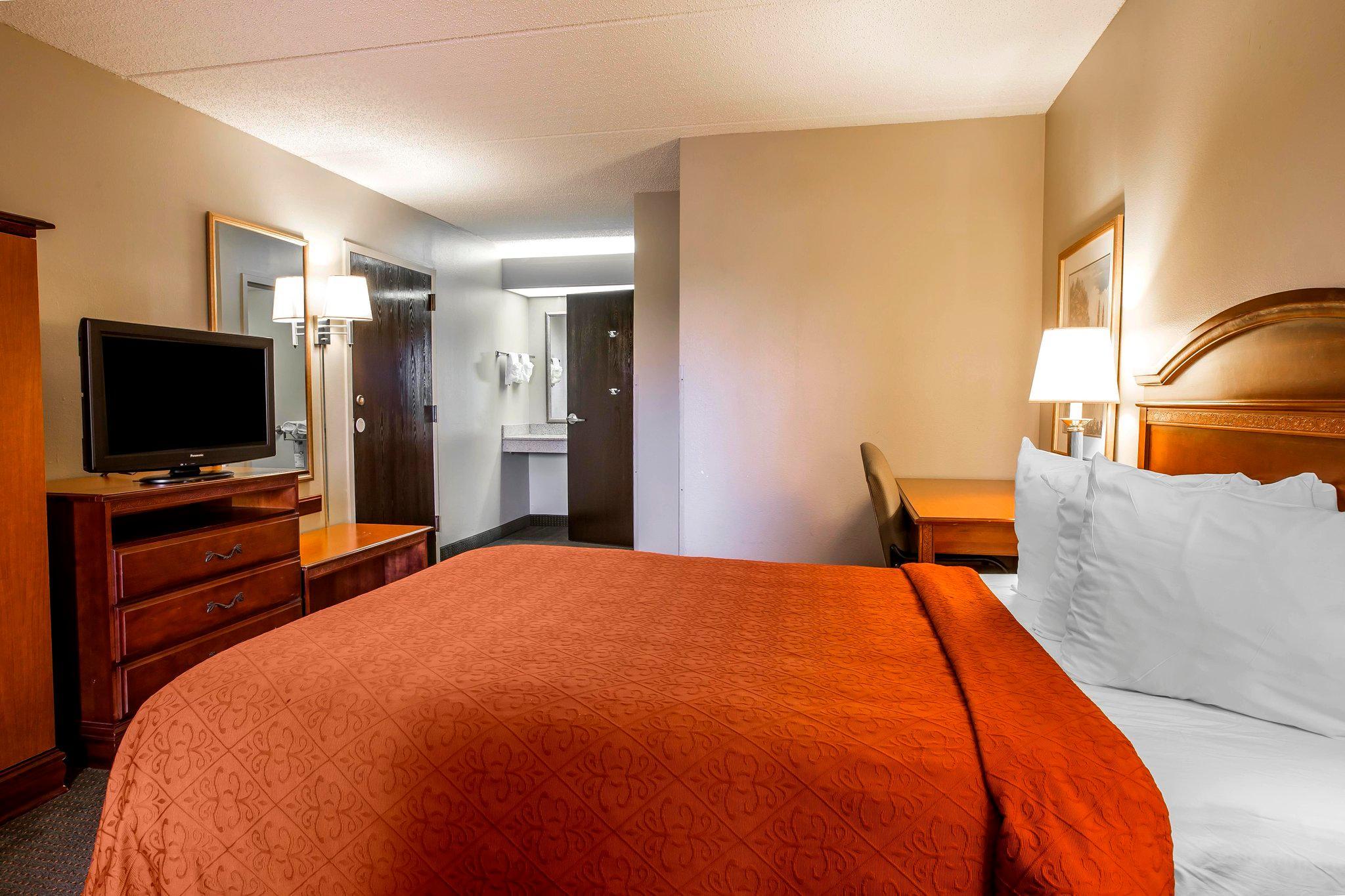 Quality Inn Airport - Southeast Irondale Exteriör bild